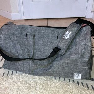 Grey Herschel Weekend duffel bag